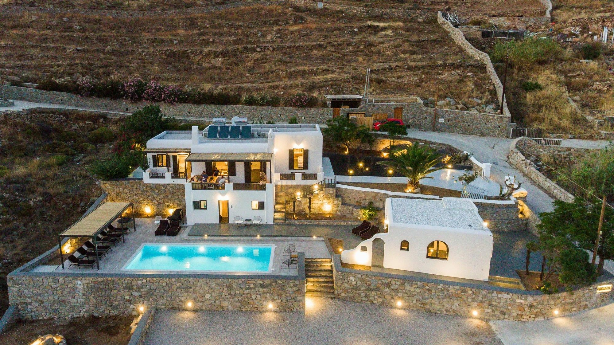 Black Cactus Apartment Agios Ioannis Diakoftis